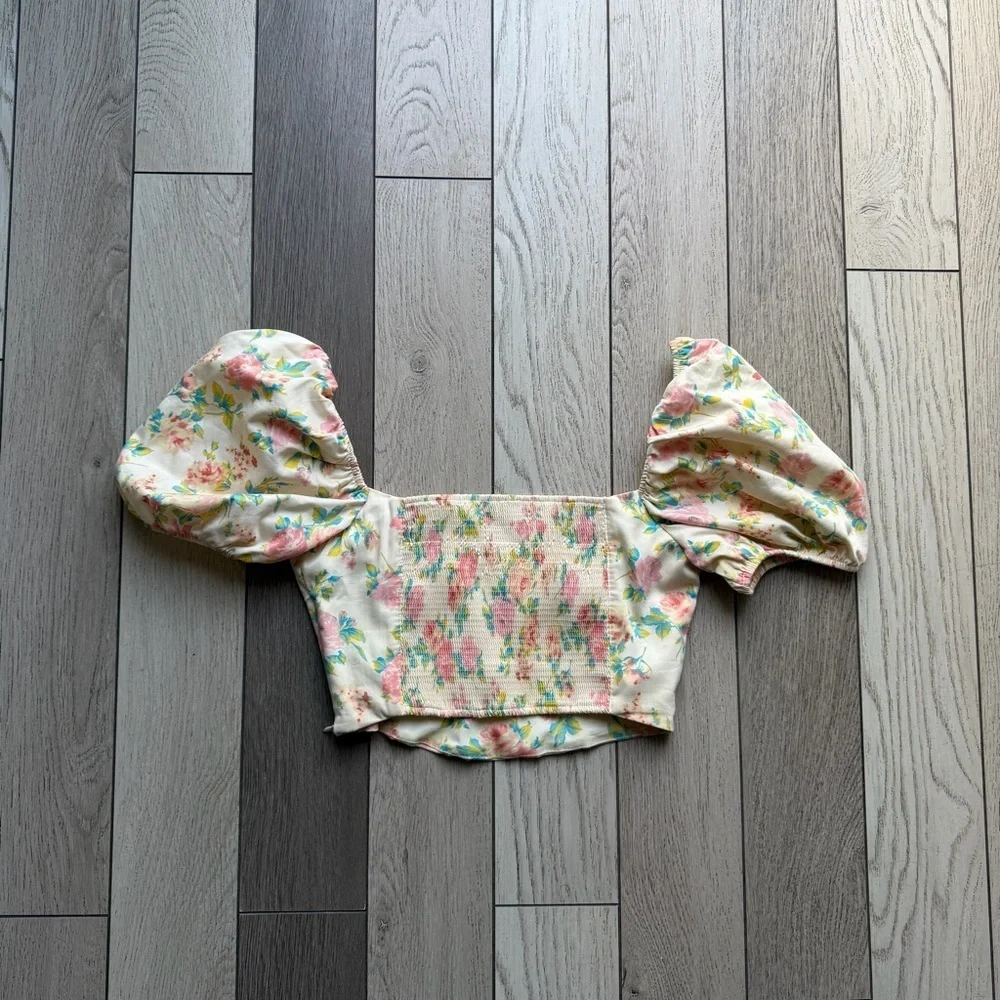 ZARA floral print corset-style top with puff sleeves